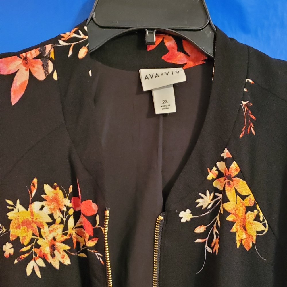 Floral Jacket - Picture 3 of 3